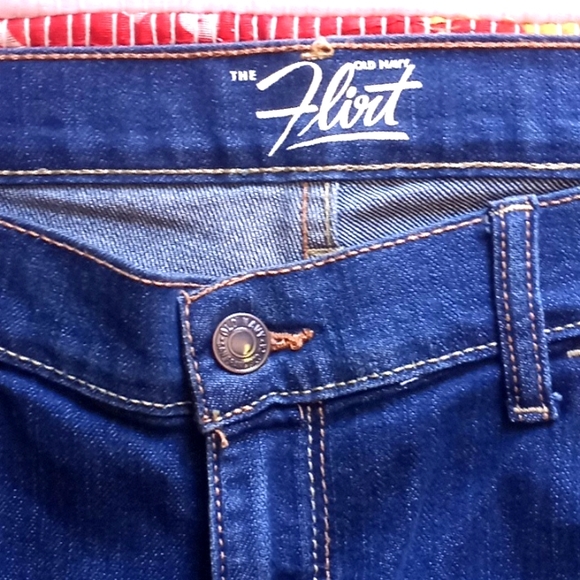 Old Navy The Flirt Flare Leg Jeans- #1670 - Picture 4 of 12